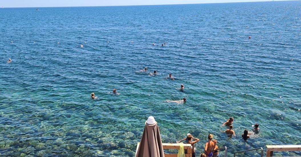 Seascape Rooms Катанія Екстер'єр фото