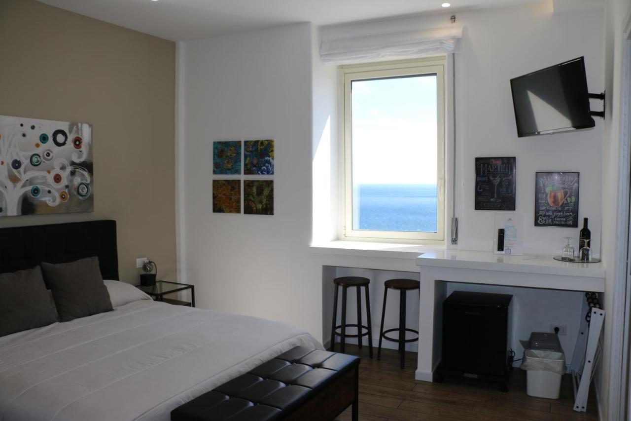 Seascape Rooms Катанія Екстер'єр фото